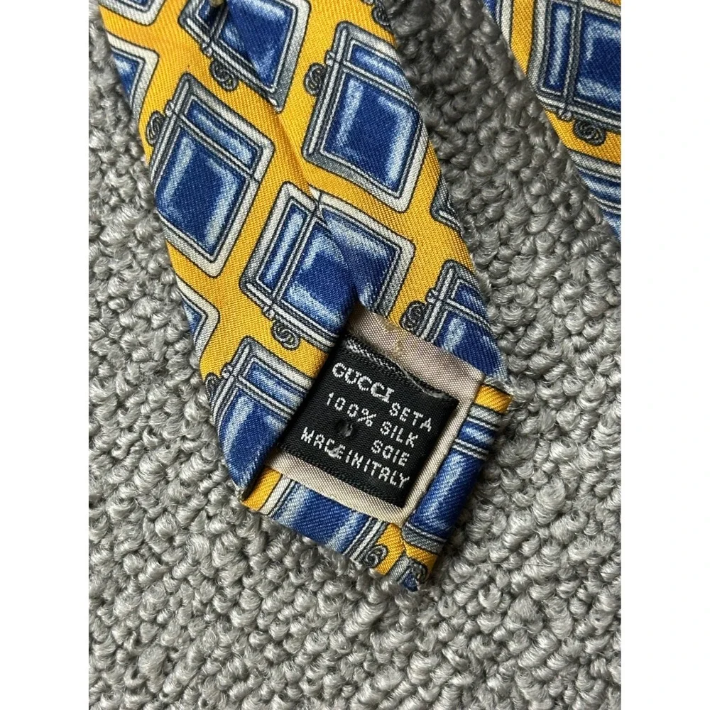 Vintage Gucci Tie Men Yellow Blue Geometric Diamond 100% Silk Italy Made Preppy‎